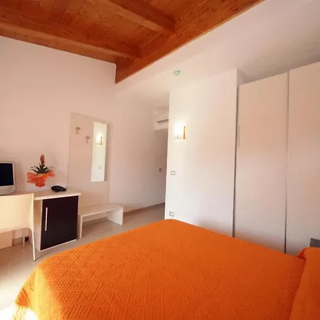 Hotel Incontro Peschici Habitación foto