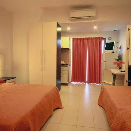 Hotel Incontro Peschici Habitación foto